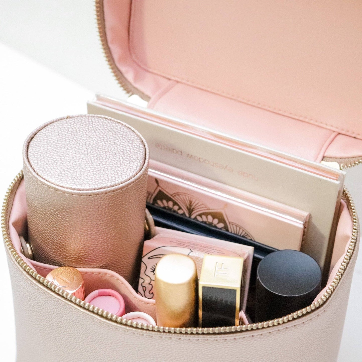 Hollis Mini Lux Collection