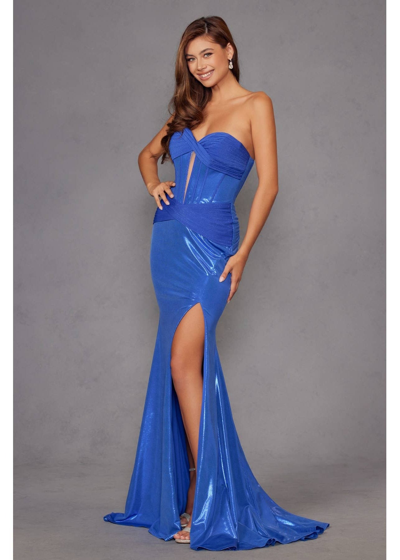 Juliet Metallic Sweetheart Gown