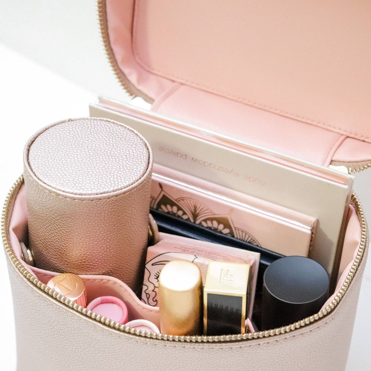 Hollis Mini Lux Collection