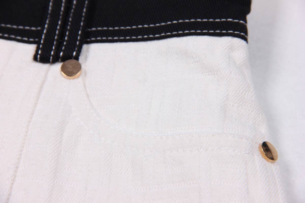 DR038 Short-sleeved Dress With Gold Buttons
