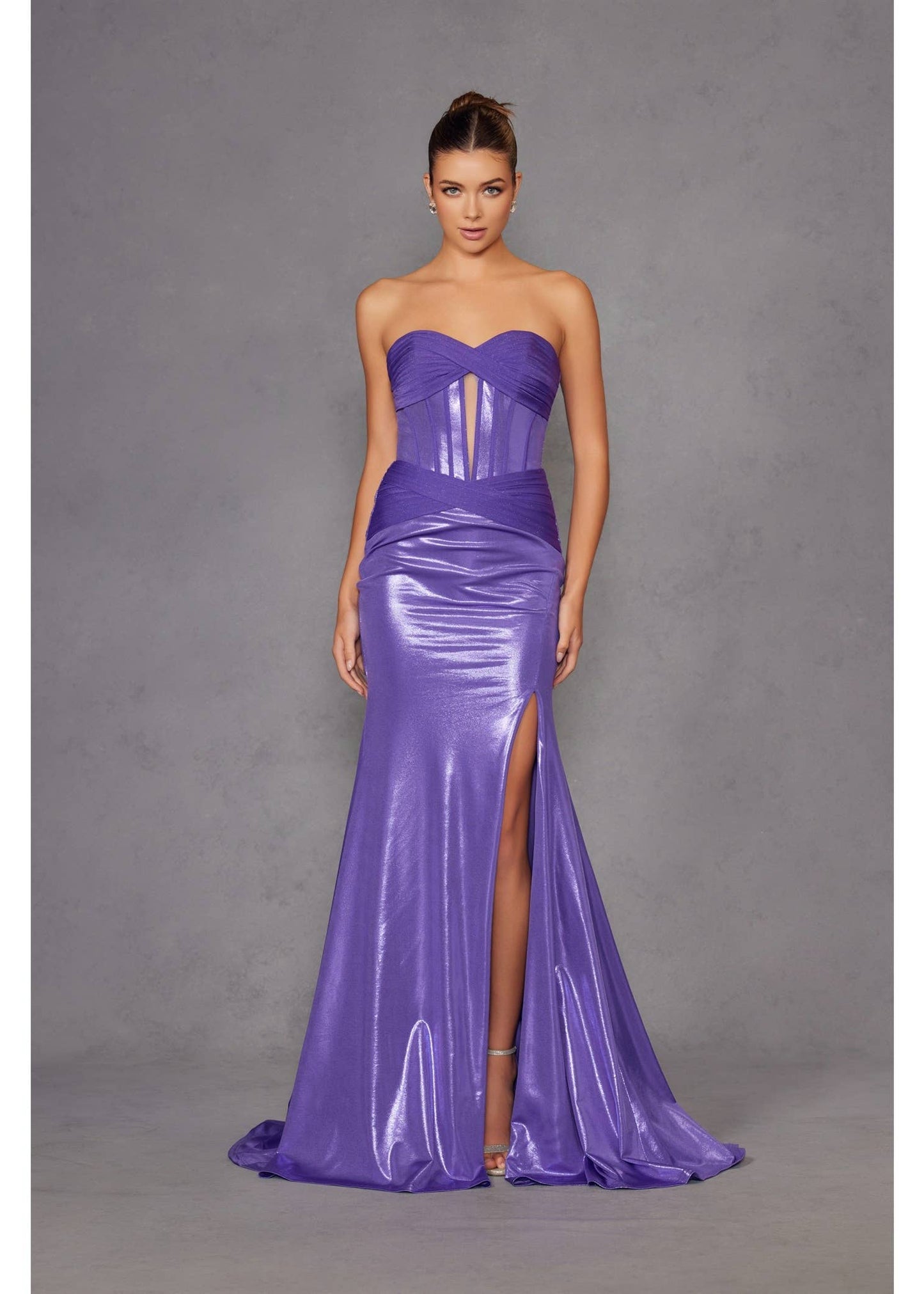 Juliet Metallic Sweetheart Gown