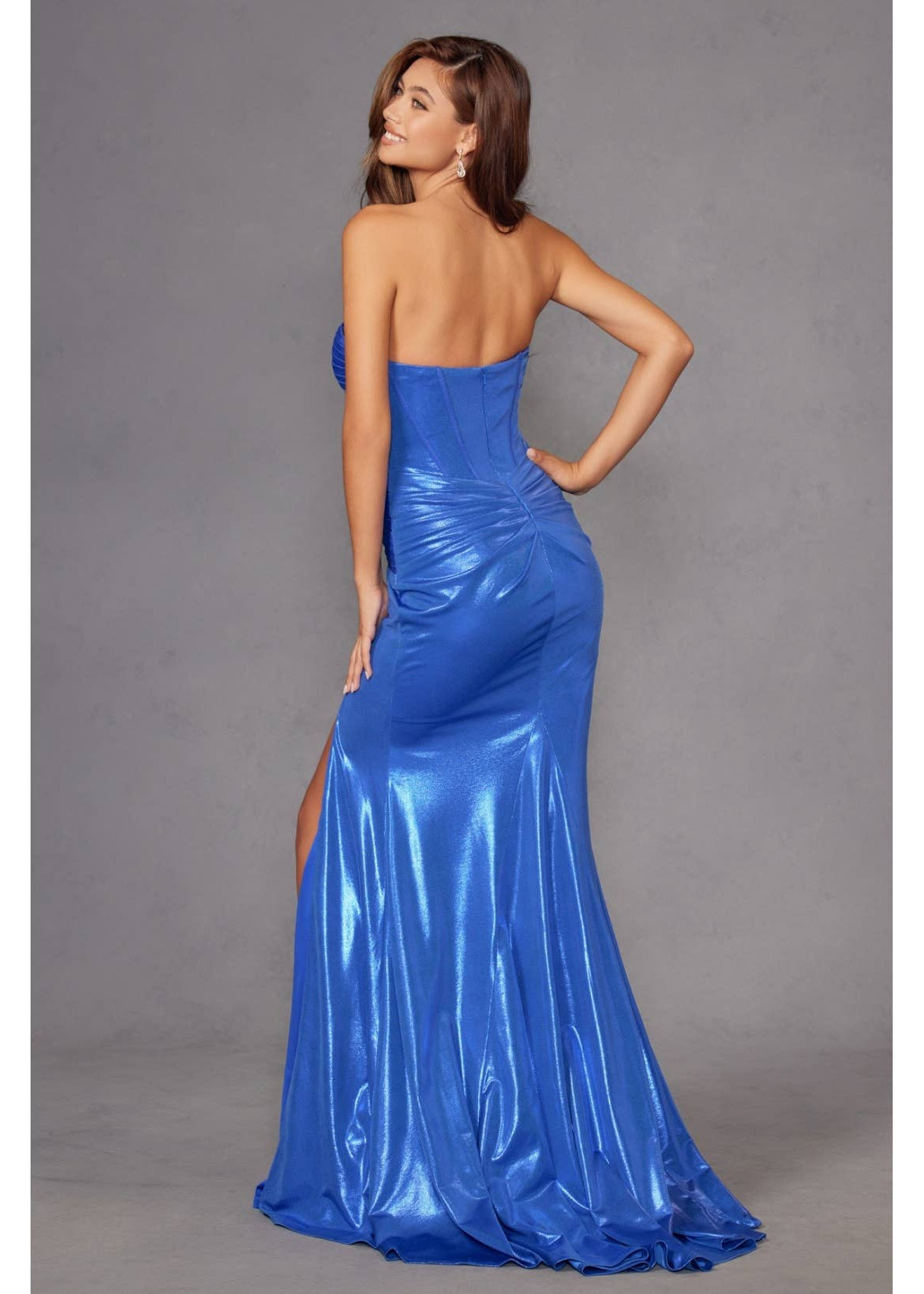 Juliet Metallic Sweetheart Gown