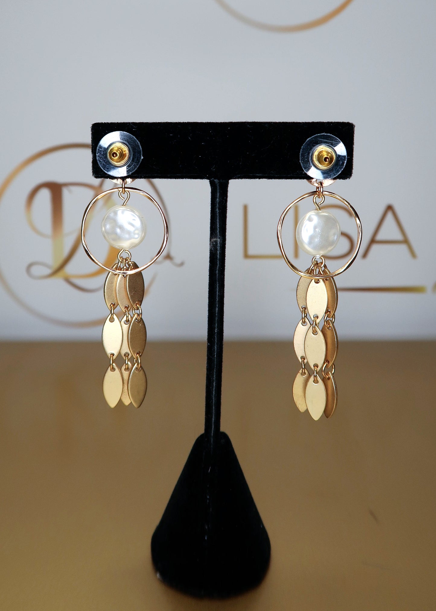 Pearl & Brushed Gold Dangle Earrings