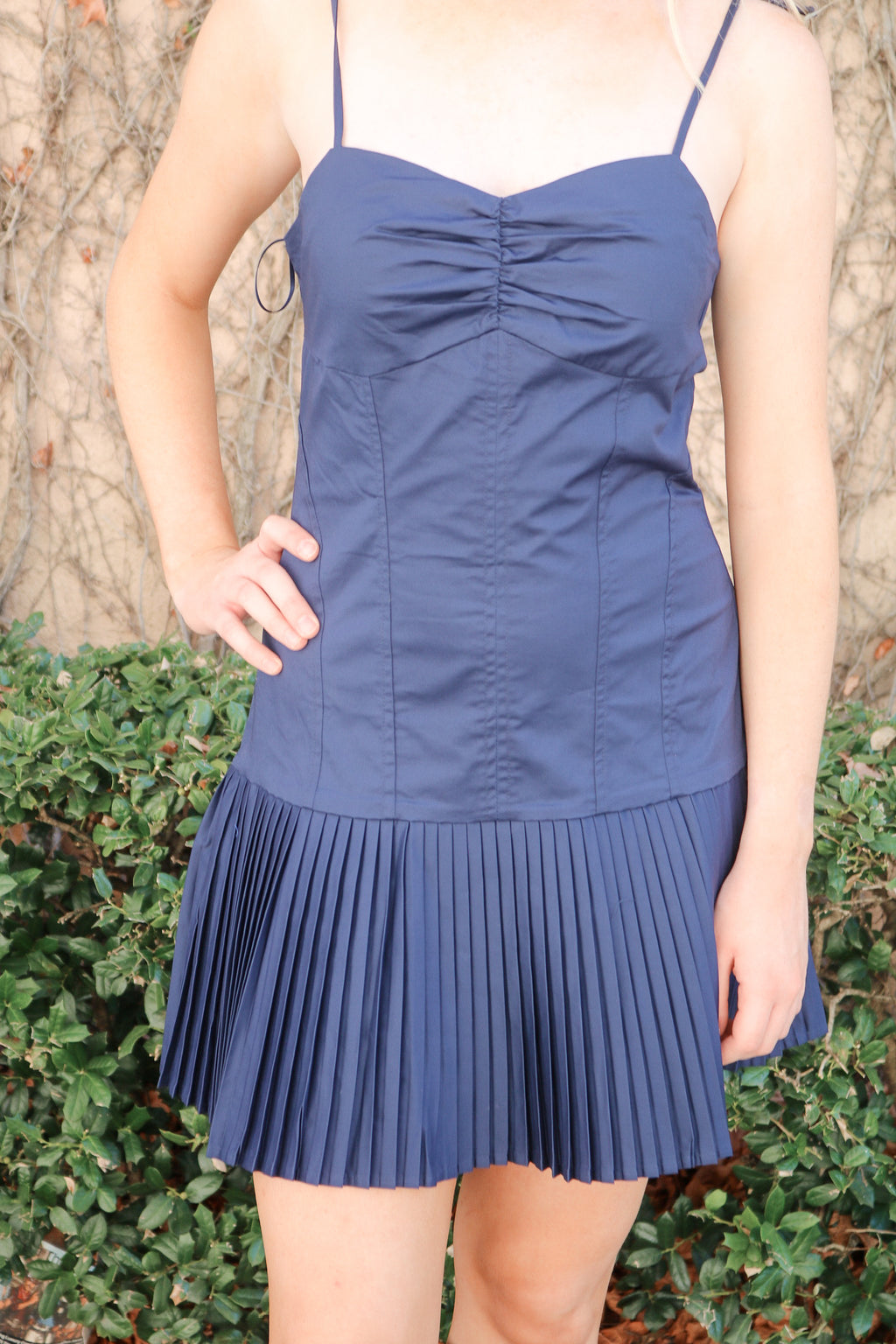 Gameday Sweetheart neckline pleats mini dress
