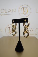 Load image into Gallery viewer, Gold Chain Link Earrings
