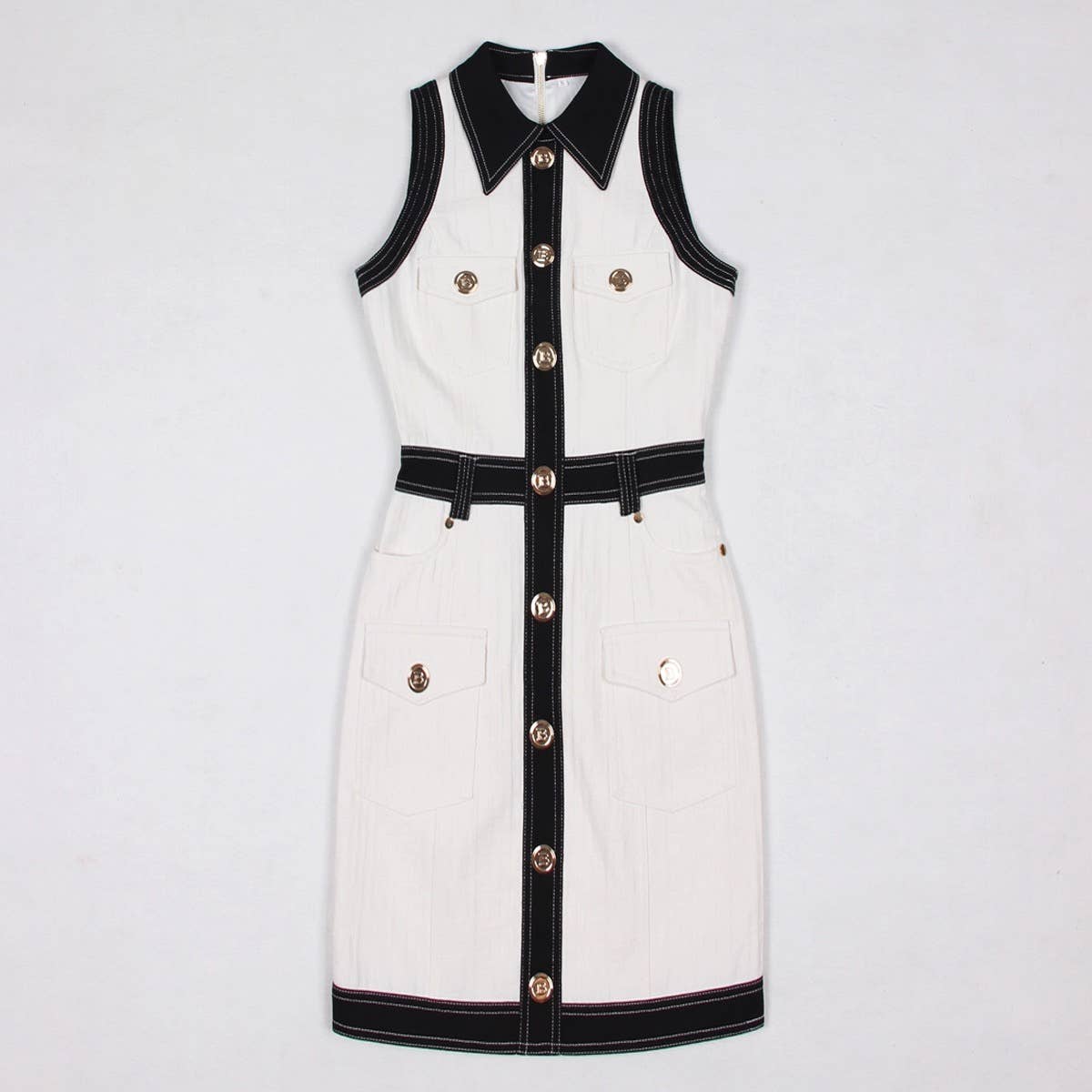 DR038 Short-sleeved Dress With Gold Buttons