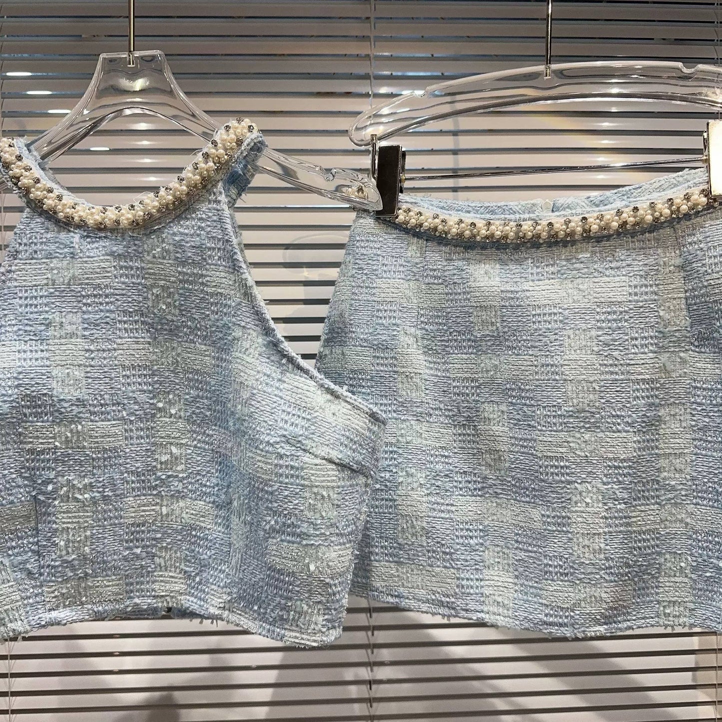 DY29 Pearl Trim Tweed Halter Top Skirt Set Chic Look