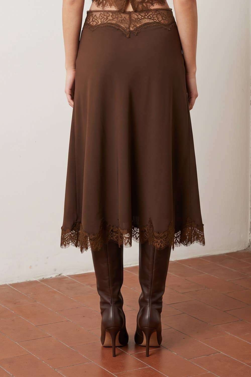 LACE HEM TWILL SATIN LACE SKIRT