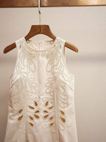 DR770Y Embroidered Sleeveless Dress with Scalloped Hem