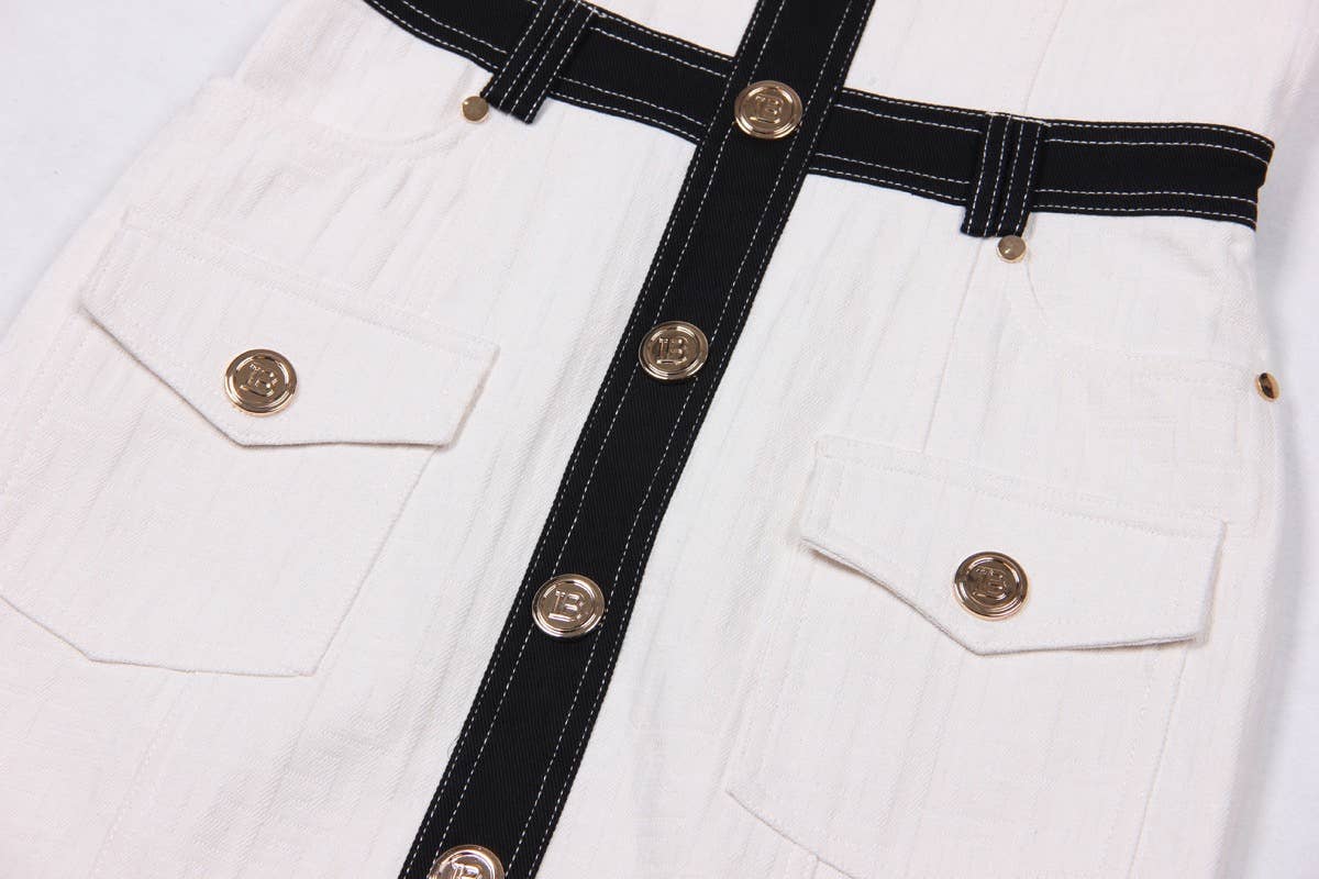 DR038 Short-sleeved Dress With Gold Buttons
