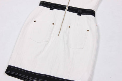 DR038 Short-sleeved Dress With Gold Buttons